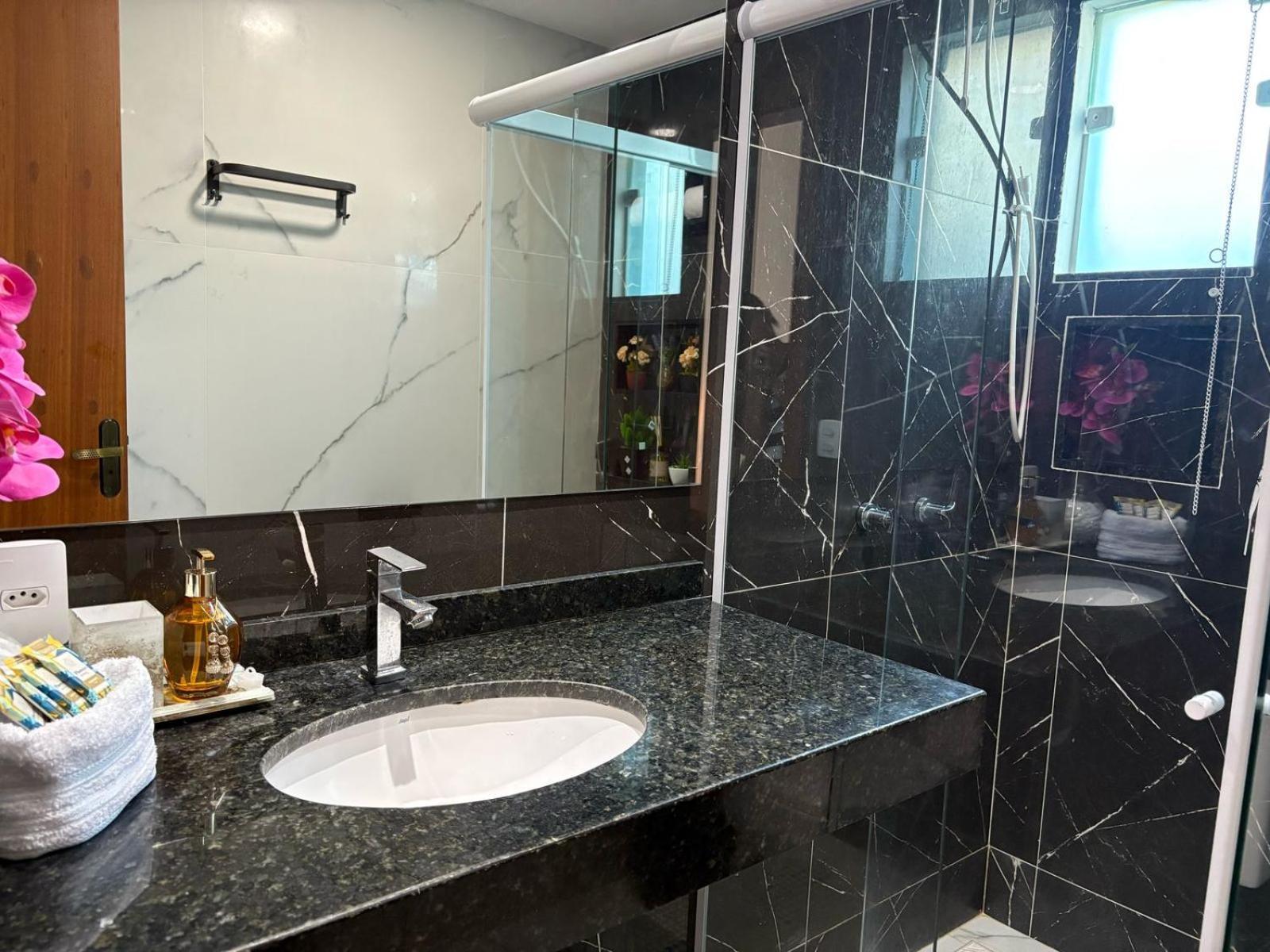 Apartamento Brisa Do Mar, Com Excelente Localizacao Bem Pertinho Da De Geriba